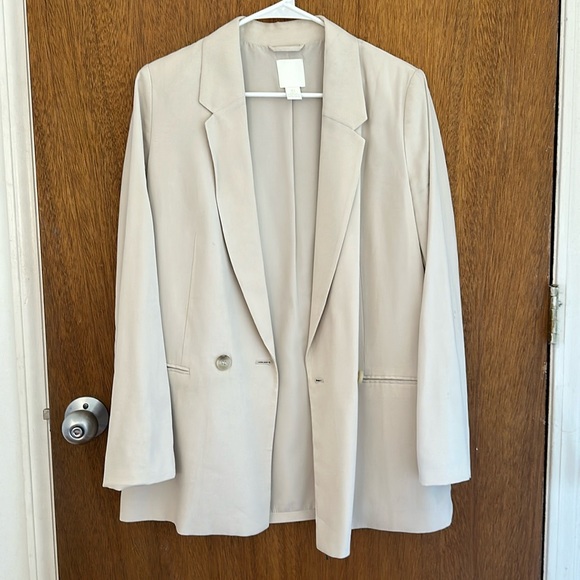 H&M Light Beige Oversized Blazer in Small - Picture 1 of 3